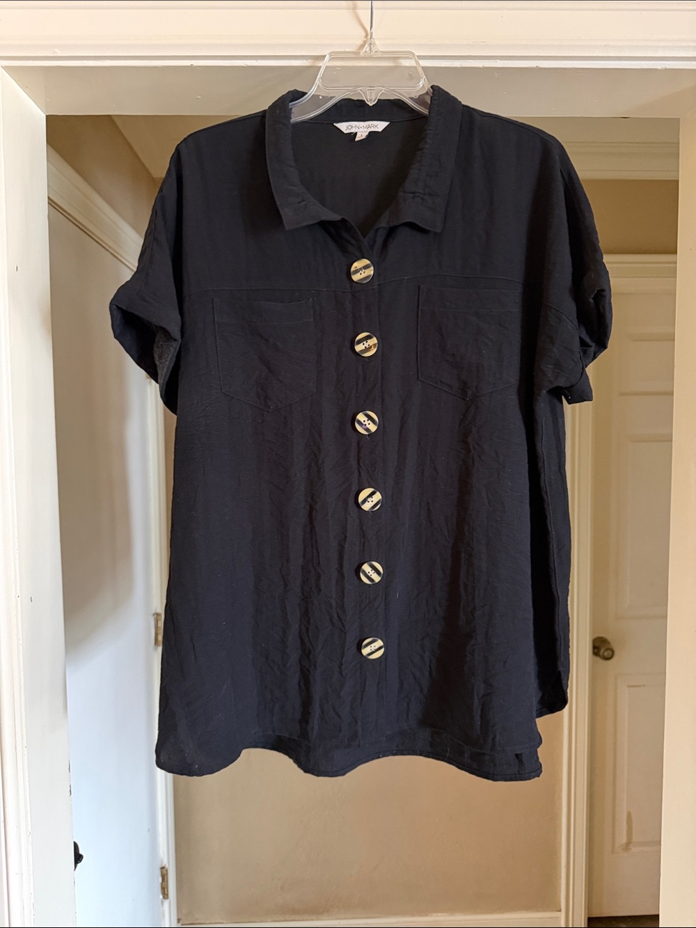 John Mark Black Short-Sleeve Button-Down Shirt with Statement Buttons